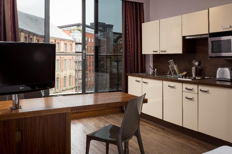 Roomzzz Leeds City (Adults only) 4