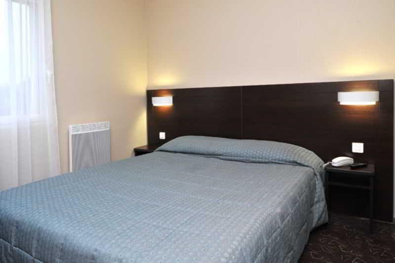 Sure Hotel by Best Western Caen Memorial photo 1