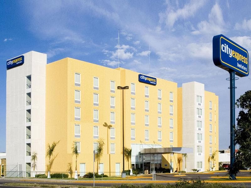 City Express by Marriott Celaya Parque main