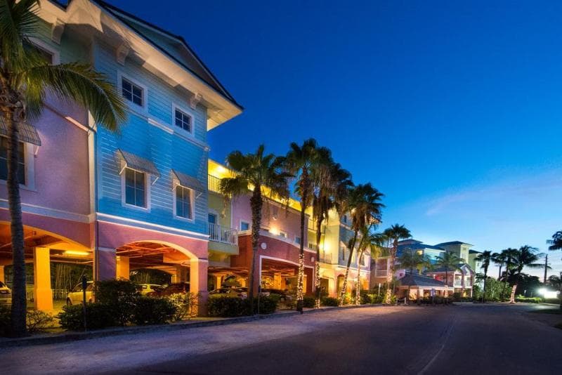 Lighthouse Resort Inn & Suites 3