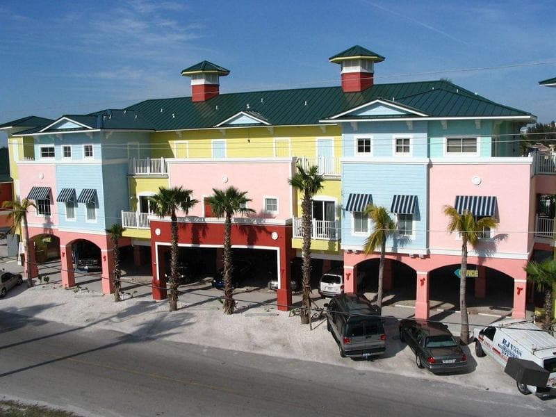 Lighthouse Resort Inn & Suites photo 1