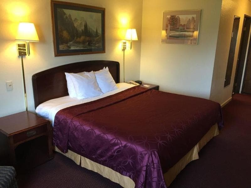 Waterloo Inn 3