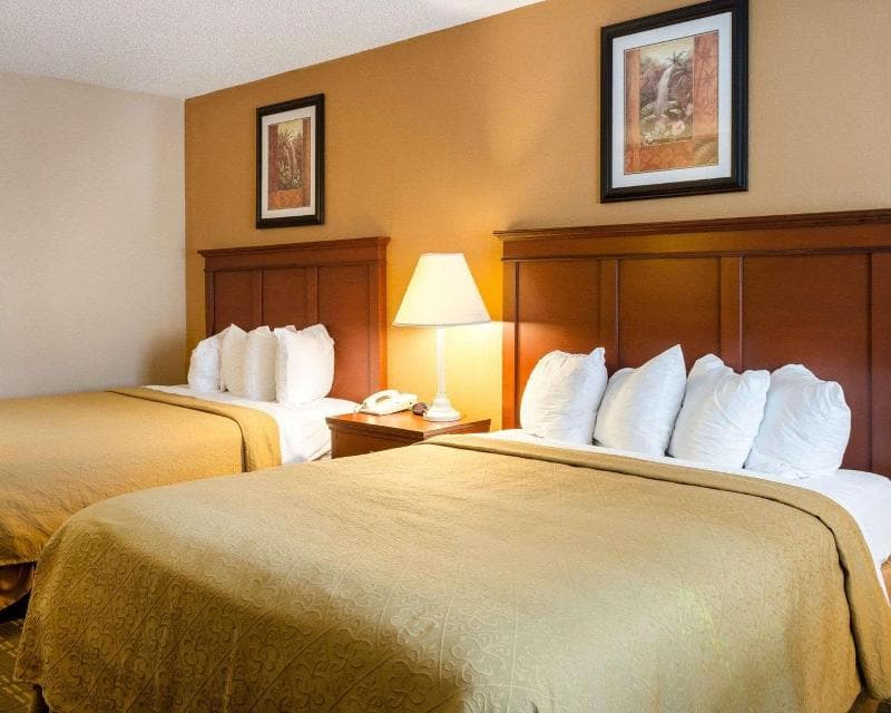Quality Inn Louisville 4