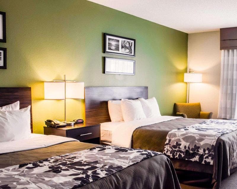 Sleep Inn & Suites Virginia Horse Center 2