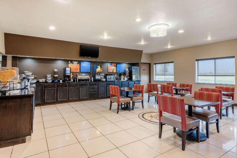 Comfort Inn Warren I-69 2