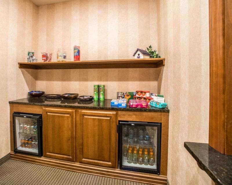Sleep Inn & Suites 2