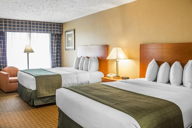 Wilkes-Barre Inn & Suites 3