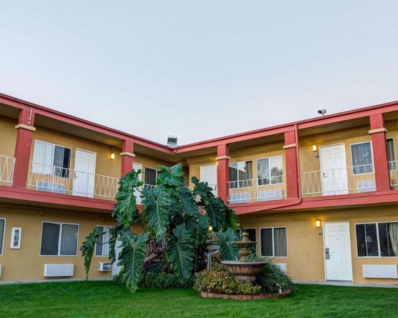 Rodeway Inn Near Venice Beach main