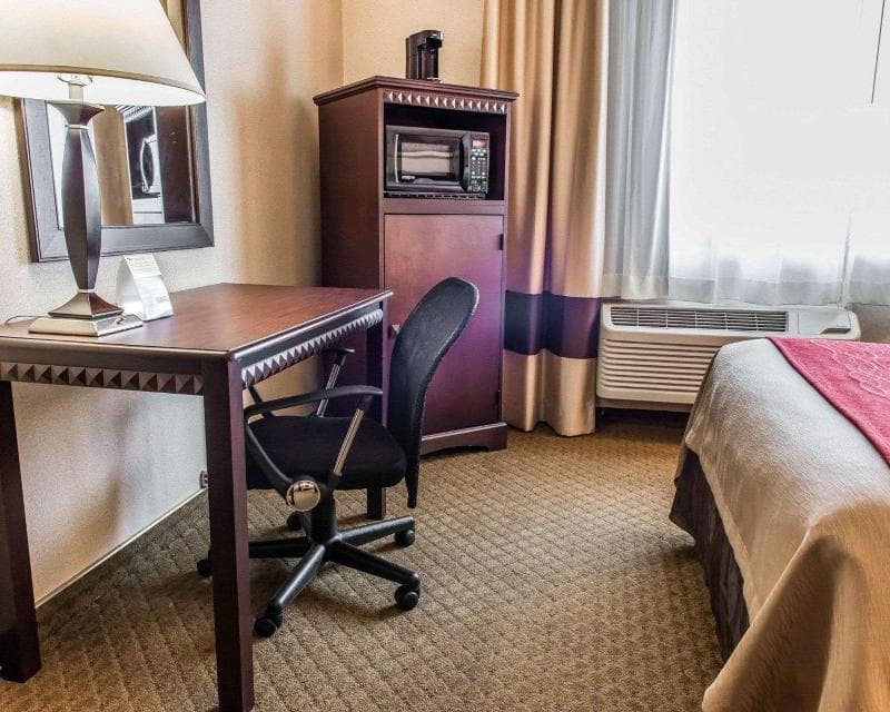 Comfort Inn 5
