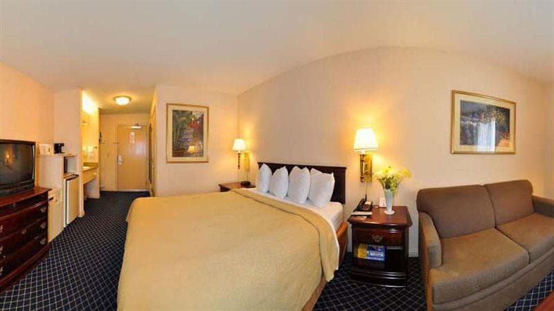 Hotel Nova SFO by FairBridge 4