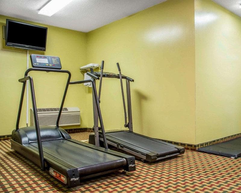 Quality Inn Lockport 5