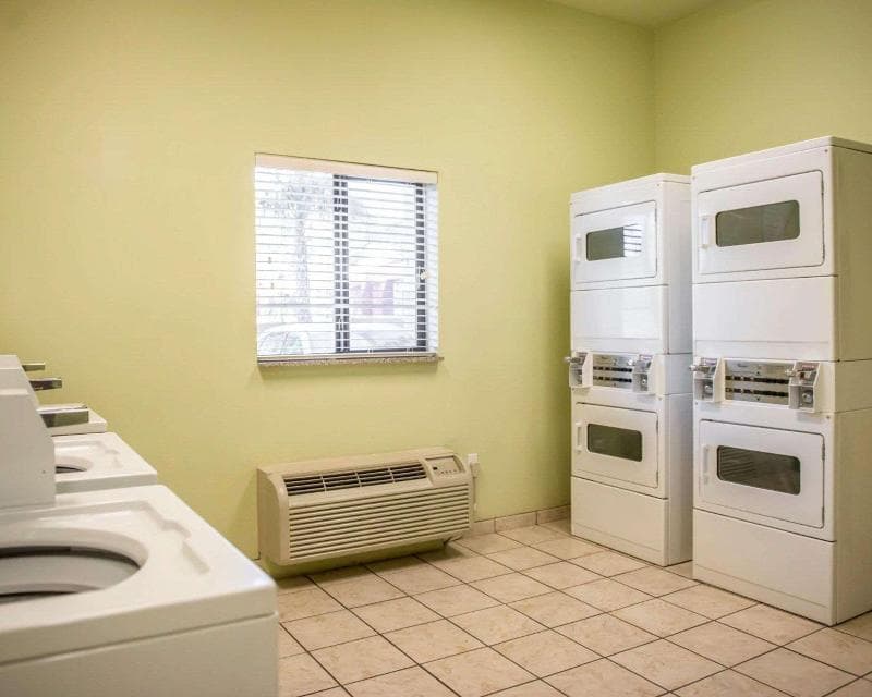 Suburban Studios near Panama City Beach 4