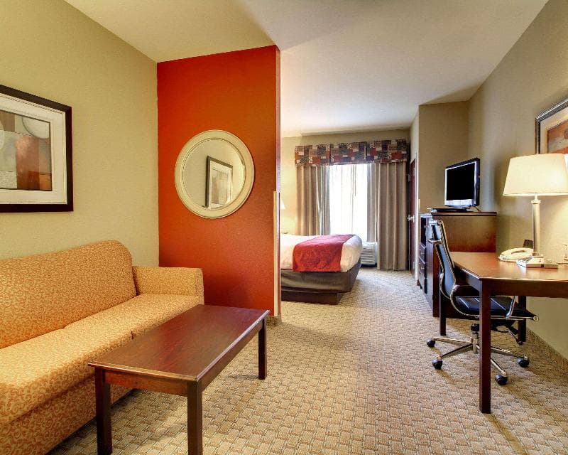 Comfort Suites Biloxi - Ocean Springs 2