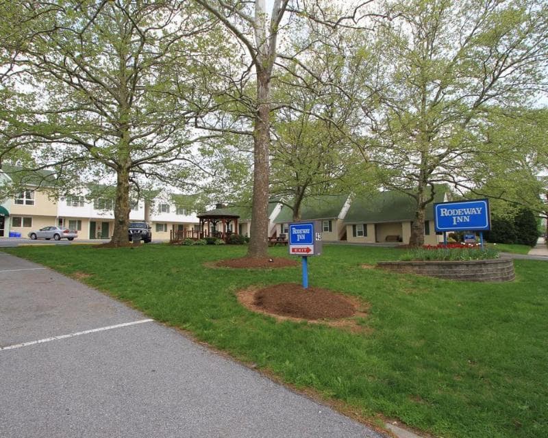 Simplicity Inn Hershey 4