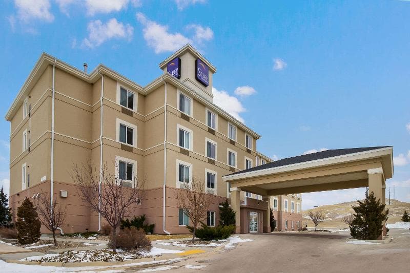 Sleep Inn & Suites 2