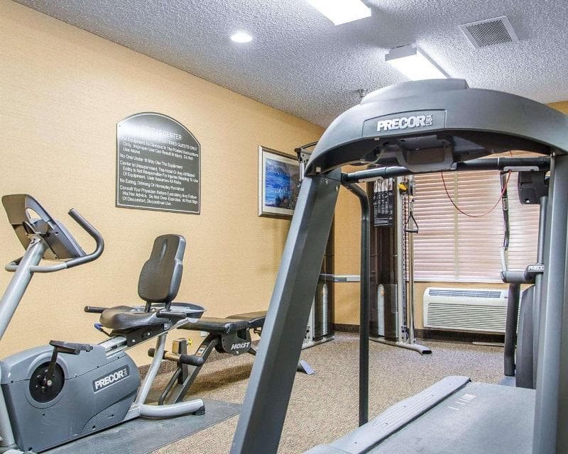 Quality Inn & Suites photo 1
