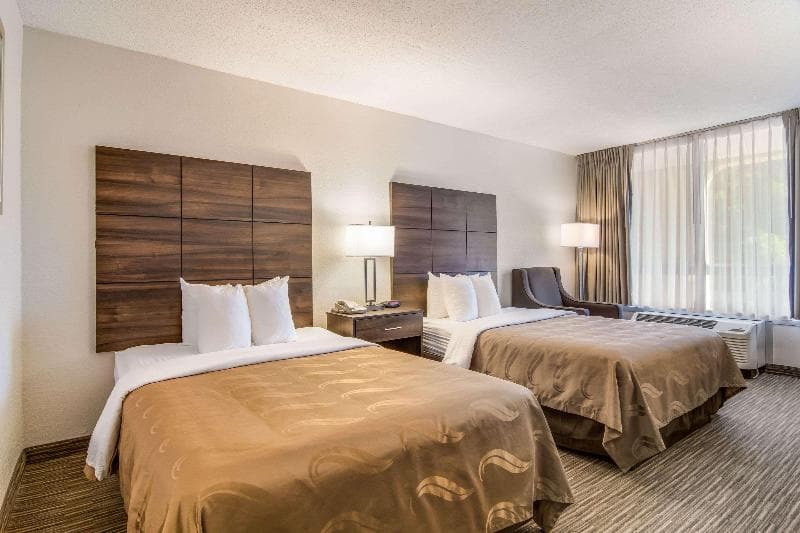 Quality Inn Suwanee 2