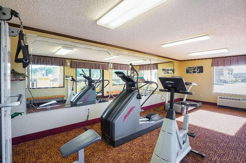 Quality Inn & Suites Civic Center 3