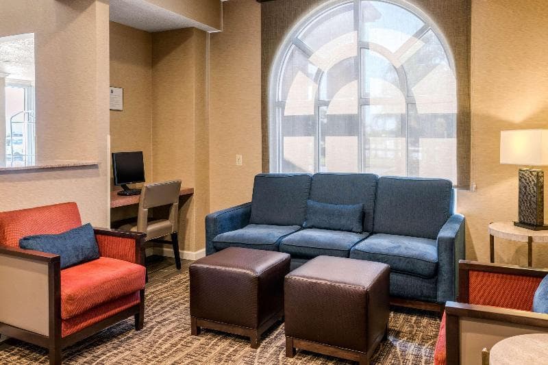 Comfort Inn Lathrop photo 1