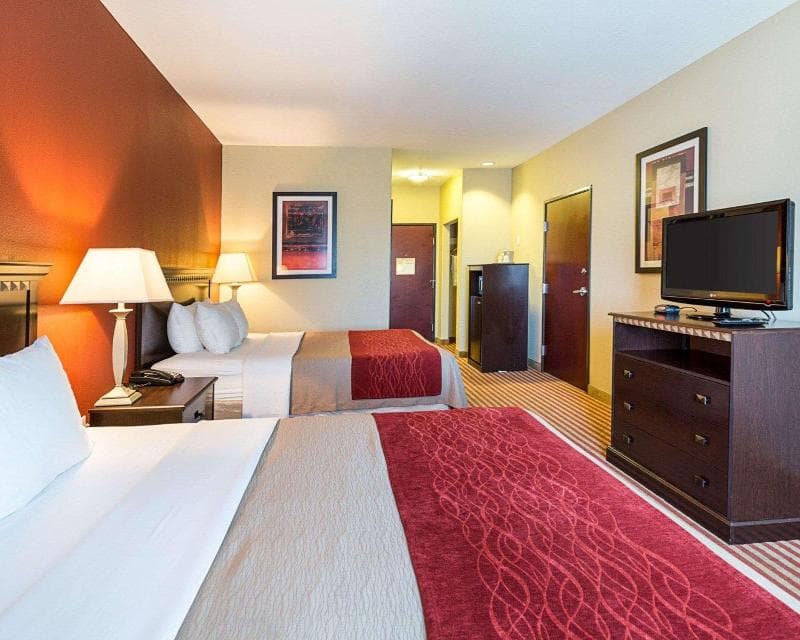 Comfort Inn 4