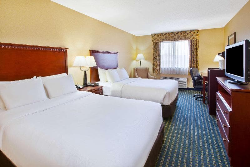 Comfort Inn 4