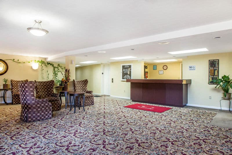 Gold Star Inn & Suites 3