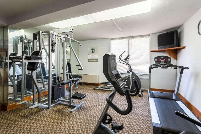Clarion Inn And Summit Center 5