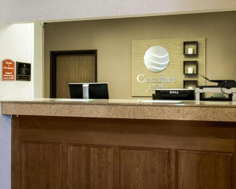 Comfort Inn 3