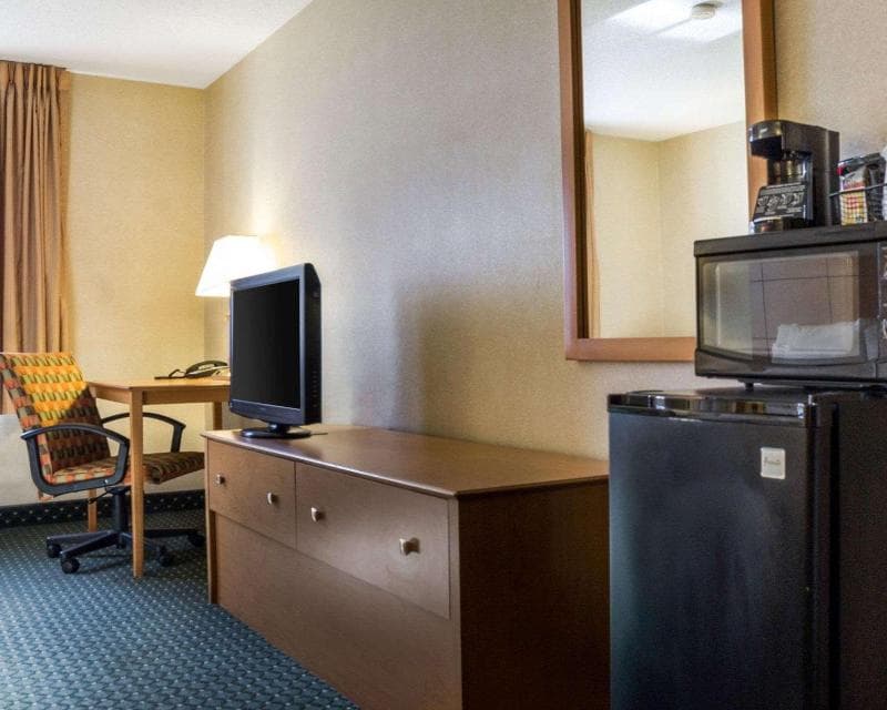 Comfort Inn 5