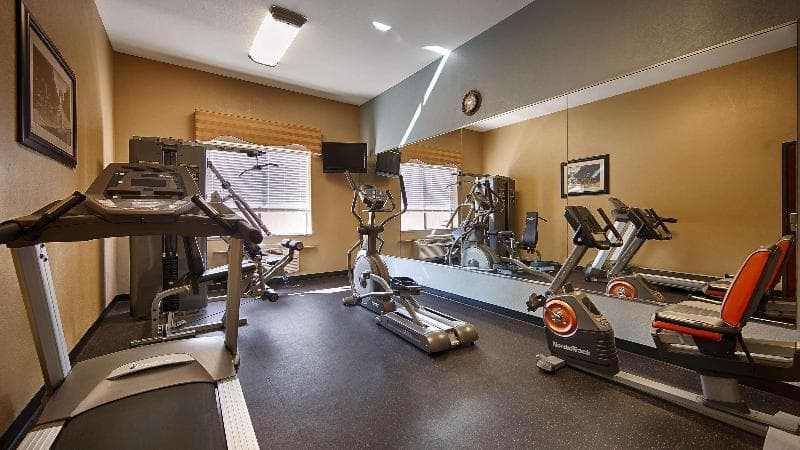 Best Western Orange Inn & Suites 2