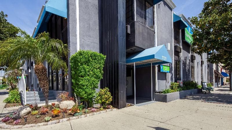 SureStay by Best Western Beverly Hills West LA 3