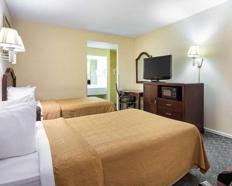 Quality Inn & Suites Franklin 3