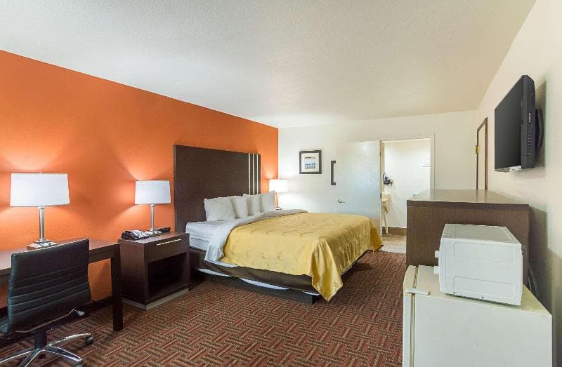 Quality Inn East photo 1