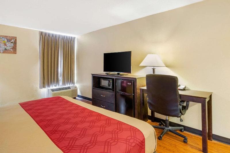 Econo Lodge Burlington I-40 main