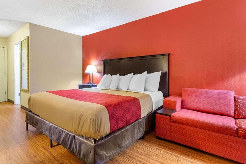 Econo Lodge Burlington I-40 photo 1