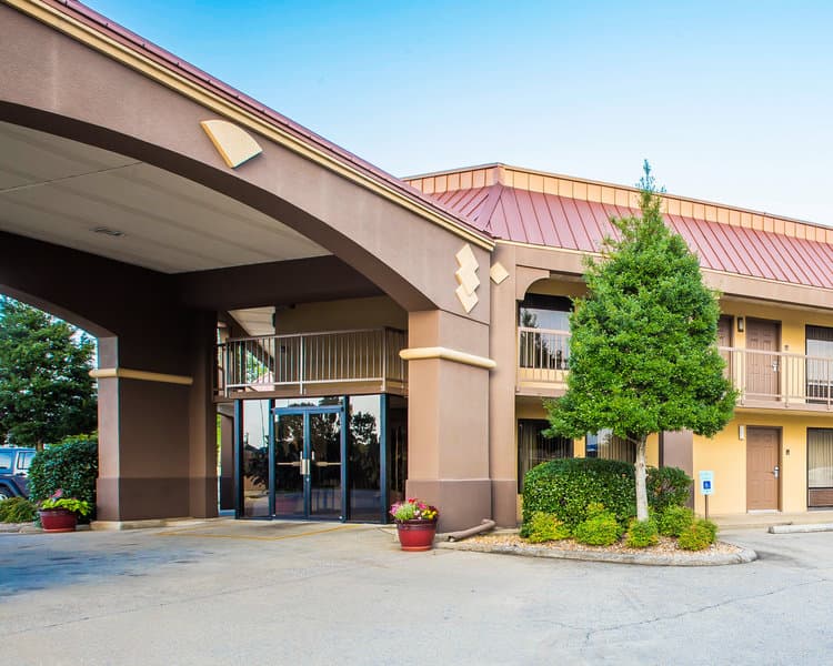 Red Roof Inn & Suites Oxford photo 1