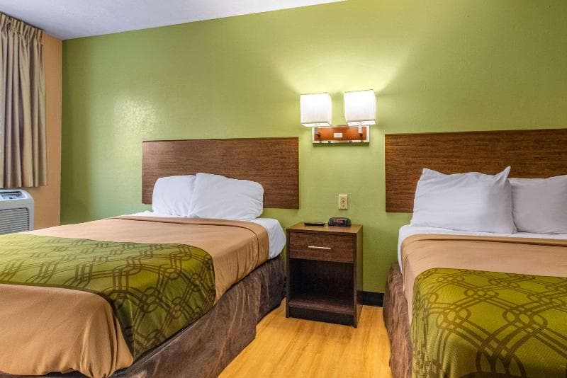 Econo Lodge photo 1