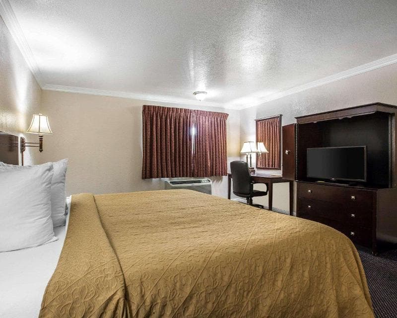 Quality Inn And Suites Thousand Oaks - Us101 3
