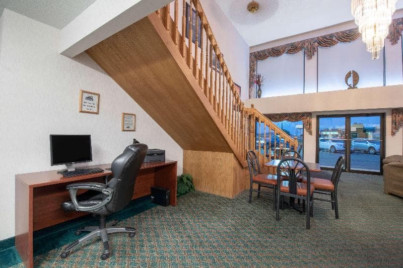 Travelodge by Wyndham Spearfish photo 1