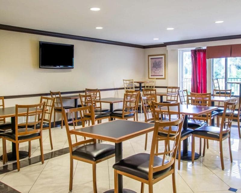Sleep Inn & Suites 2