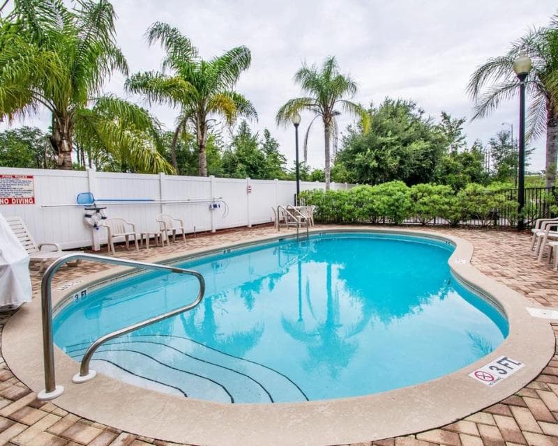 Sleep Inn & Suites 5