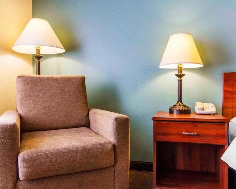 Sleep Inn & Suites 5