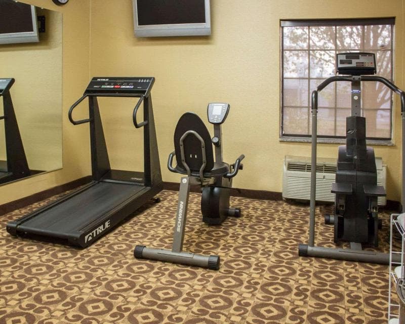 Comfort Inn & Suites Trussville I-59 Exit 141 photo 1