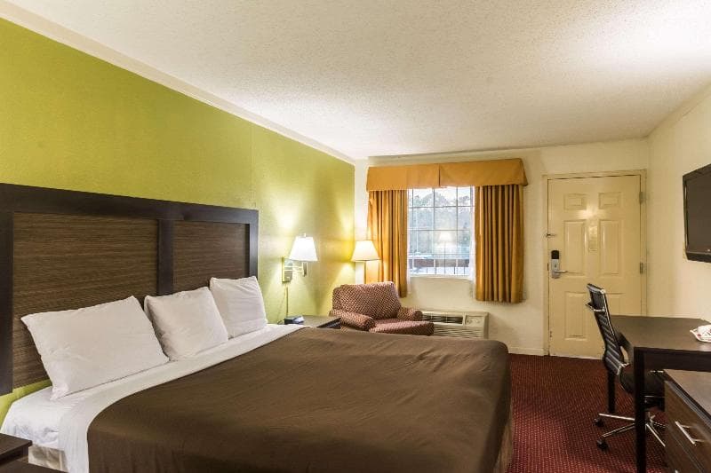 Suburban Extended Stay Hotel Florence 4