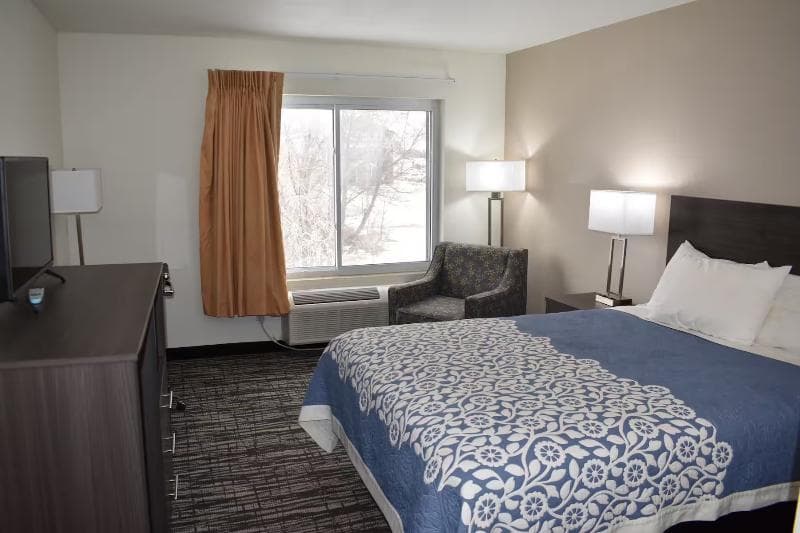 Super 8 by Wyndham Grand Island South 2