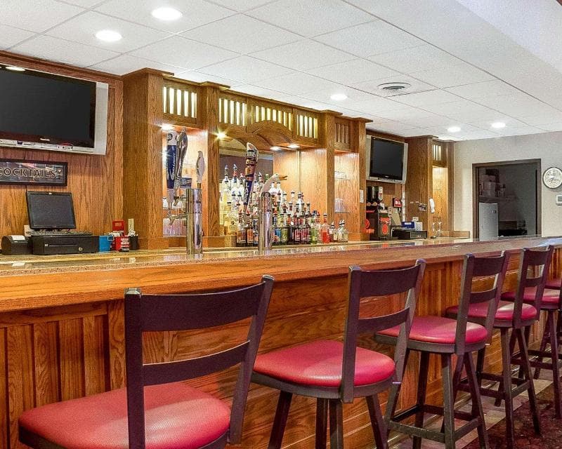 Baymont by Wyndham Jamestown Conference Center & Water Park photo 1