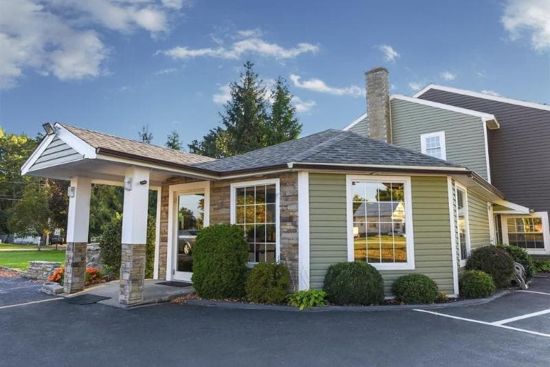 Capital Inn & Suites photo 1