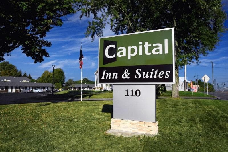 Capital Inn & Suites 3