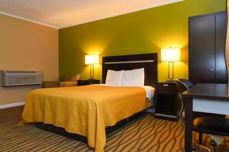 Capital Inn & Suites 5