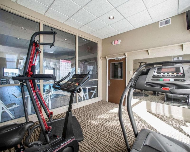 Comfort Inn & Suites St. Louis-Hazelwood 2